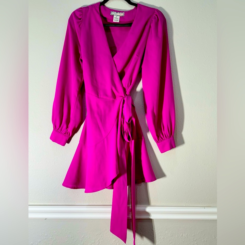 A beautiful super , super cute fuchsia ..long sleeve dress size S